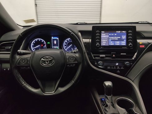 Used 2022 Toyota Camry SE w/ Convenience Package FWD image 22