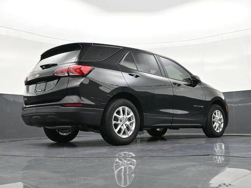 Used 2024 Chevrolet Equinox LS image 27