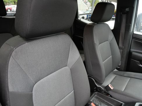 Used 2023 Chevrolet Colorado W/T image 27