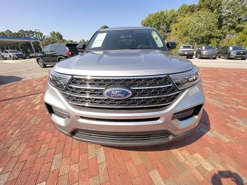Used 2023 Ford Explorer XLT RWD image 27
