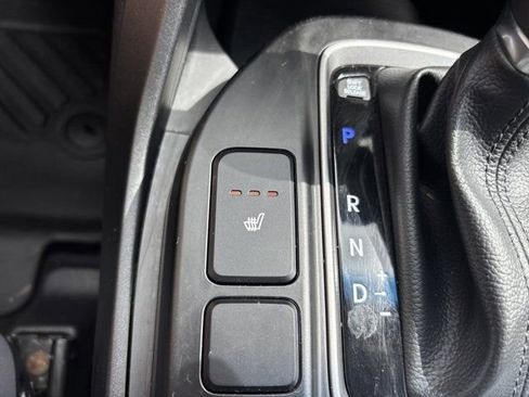 Used 2018 Hyundai Santa Fe Sport FWD image 41