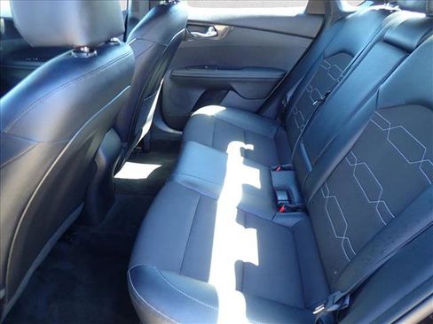 Used 2023 Kia Forte GT-Line FWD image 6
