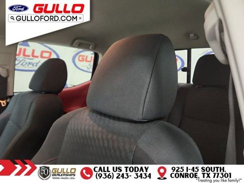 Used 2020 Toyota Tacoma SR5 image 18