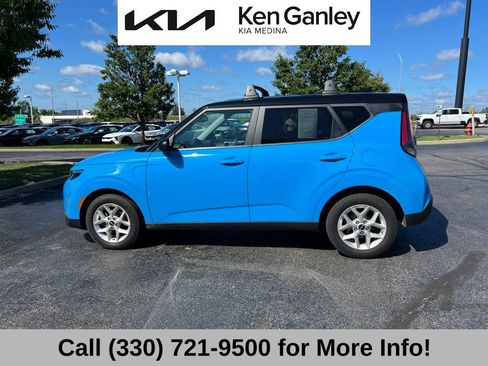 Certified 2024 Kia Soul S FWD image 9