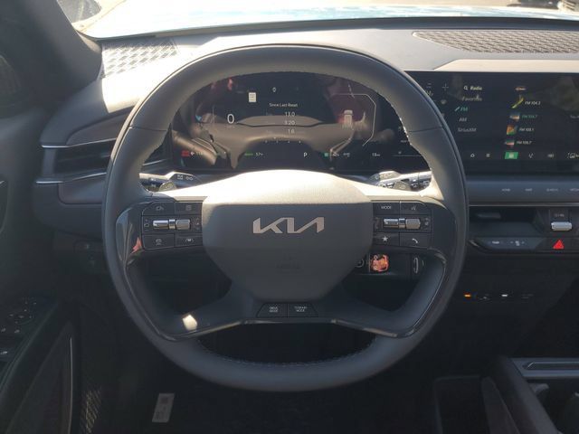 New 2026 Kia EV9 Land w/ Nightfall Edition Package AWD/4WD image 10