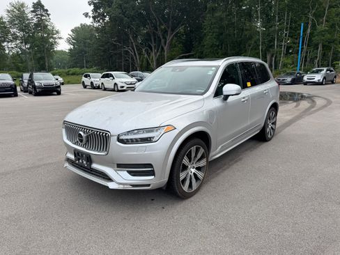 Used 2021 Volvo XC90 T8 Inscription AWD/4WD image 5
