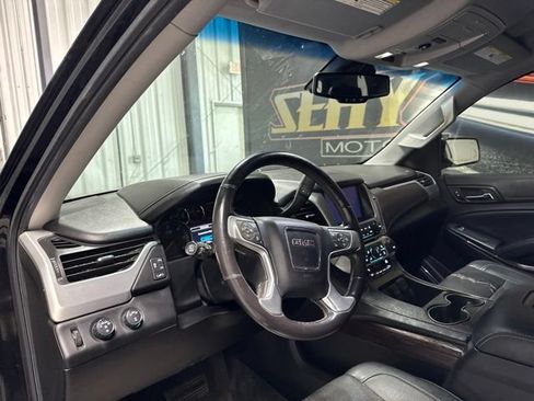 Used 2018 GMC Yukon SLT AWD/4WD image 4