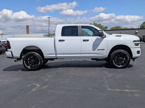 Used 2026 RAM 2500 Big Horn AWD/4WD image 8