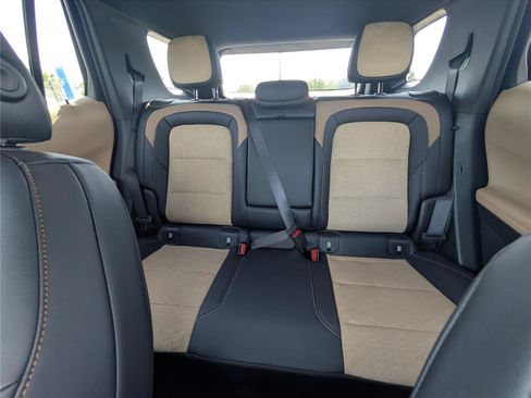 New 2026 Chevrolet Equinox ACTIV w/ LPO, Floor Liner Package FWD image 14
