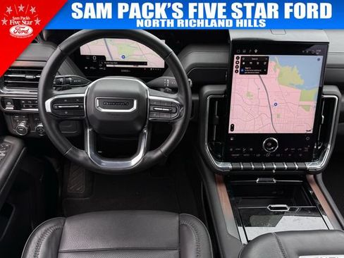 Used 2025 GMC Yukon Denali AWD/4WD image 13