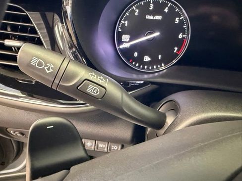 Used 2023 Buick Envision Avenir AWD/4WD image 21