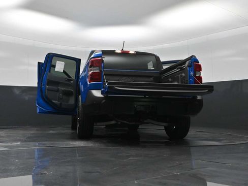 New 2026 Ford Maverick Lariat w/ Black Appearance Package AWD/4WD image 39