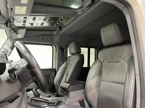 Used 2025 INEOS Grenadier AWD/4WD image 14