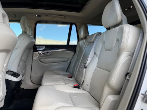 Used 2017 Volvo XC90 T6 Momentum w/ Vision Package AWD/4WD image 16