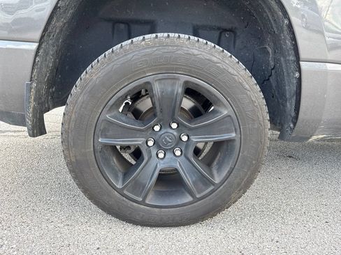 Used 2022 RAM 1500 Big Horn AWD/4WD image 21
