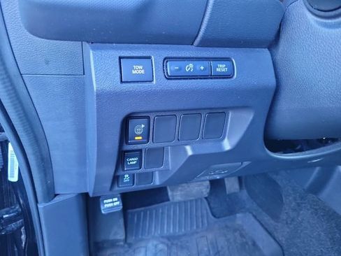 Used 2022 Nissan Frontier S w/ Technology Package image 14