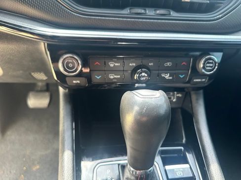 Used 2022 Jeep Compass Trailhawk w/ Trailhawk Convenience Group AWD/4WD image 21