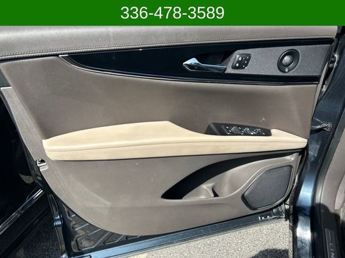 Certified 2023 Lincoln Nautilus Reserve w/ Equipment Group 201A image 10