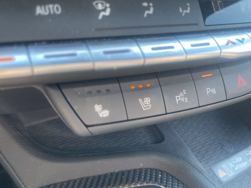 Used 2023 Cadillac CT5 Luxury AWD/4WD image 19