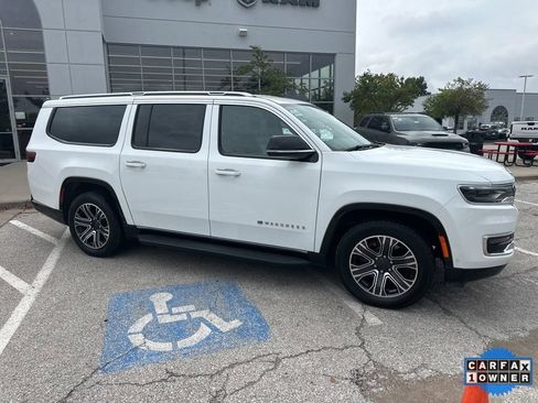 Used 2024 Jeep Wagoneer L Series II w/ Flexible Seating Group image 38