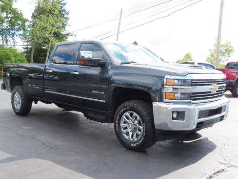 Used 2019 Chevrolet Silverado 3500 LTZ w/ Duramax Plus Package AWD/4WD image 8