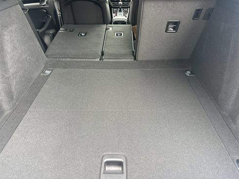 New 2026 Porsche Macan S image 15