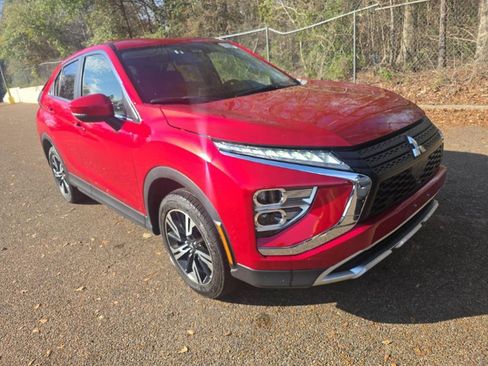 Used 2024 Mitsubishi Eclipse Cross SE image 3