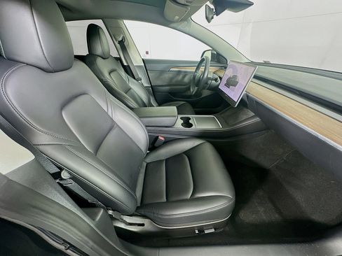 Used 2023 Tesla Model 3 Standard Range RWD image 31
