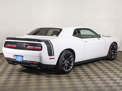 Used 2022 Dodge Challenger R/T Scat Pack w/ Plus Package RWD image 10