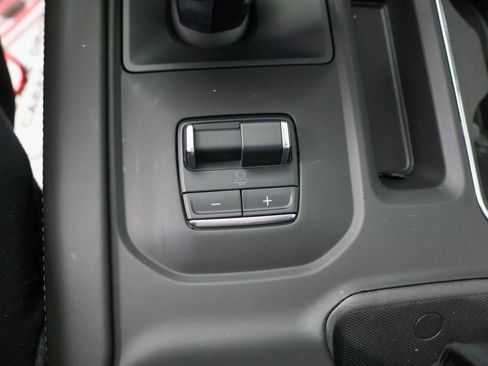 Used 2025 GMC Sierra 1500 Denali Ultimate AWD/4WD image 13