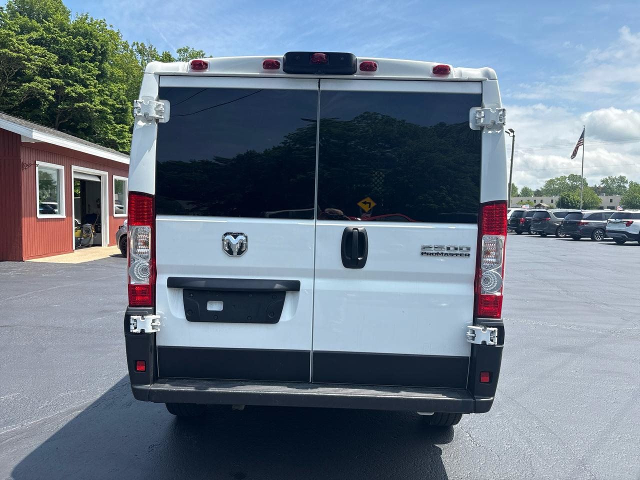 Used 2025 RAM ProMaster 2500 w/ U-Haul Equipment Group FWD image 4