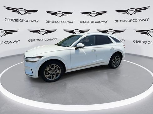 Used 2025 Genesis GV70 2.5T AWD/4WD image 4