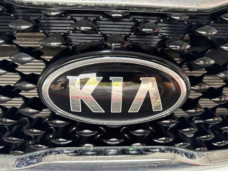 Used 2018 Kia Sorento EX AWD/4WD image 23