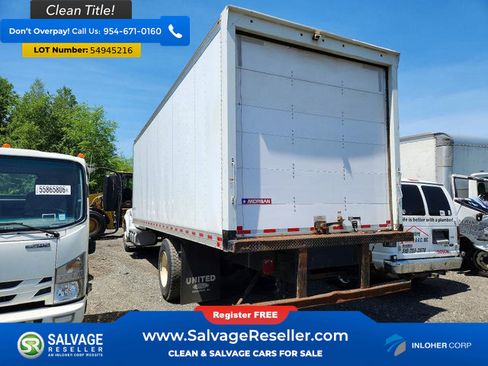 Used 2017 Ford F750 2WD Regular Cab Super Duty image 3