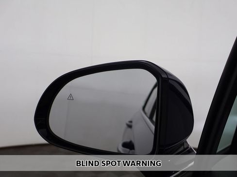 Used 2023 Hyundai Santa Fe SEL w/ Premium Package AWD/4WD image 9