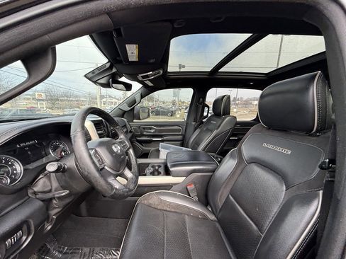 Used 2019 RAM 1500 Laramie image 14