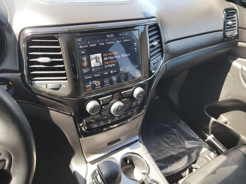 Used 2021 Jeep Grand Cherokee High Altitude AWD/4WD image 14