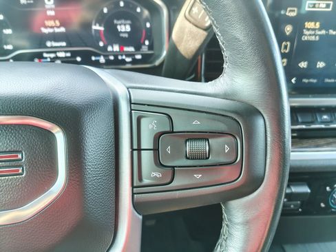 Used 2022 GMC Sierra 1500 Elevation w/ LPO, Elevation Black Package AWD/4WD image 25