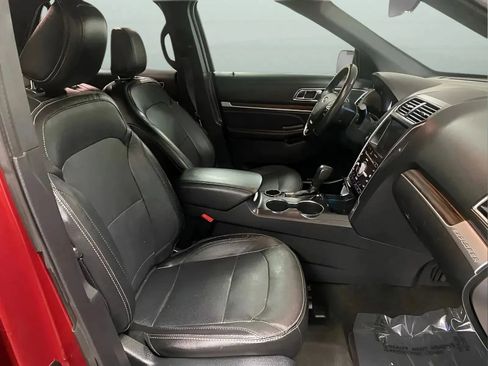 Used 2018 Ford Explorer Limited FWD image 13