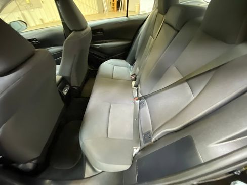Used 2026 Toyota Corolla LE FWD image 23