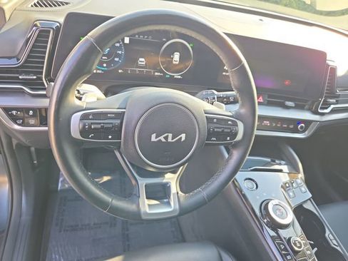 Used 2024 Kia Sportage SX Prestige image 18