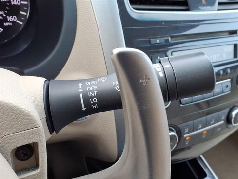 Used 2013 Nissan Altima 3.5 S image 18