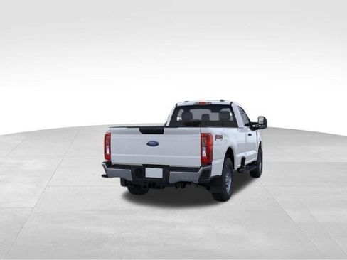 New 2026 Ford F250 XL w/ XL Off-Road Package AWD/4WD image 9