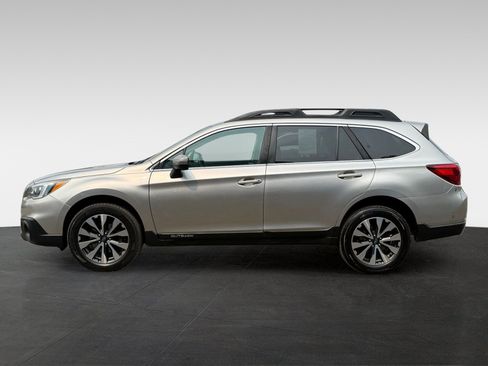Used 2015 Subaru Outback 2.5i Limited AWD/4WD image 8