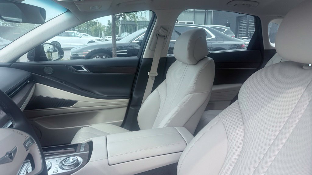 Used 2022 Genesis G80 2.5T w/ Advanced Package AWD/4WD image 3