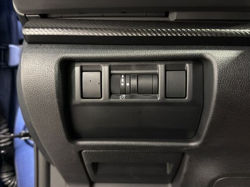 Certified 2025 Subaru Crosstrek 2.5i Premium AWD/4WD image 20