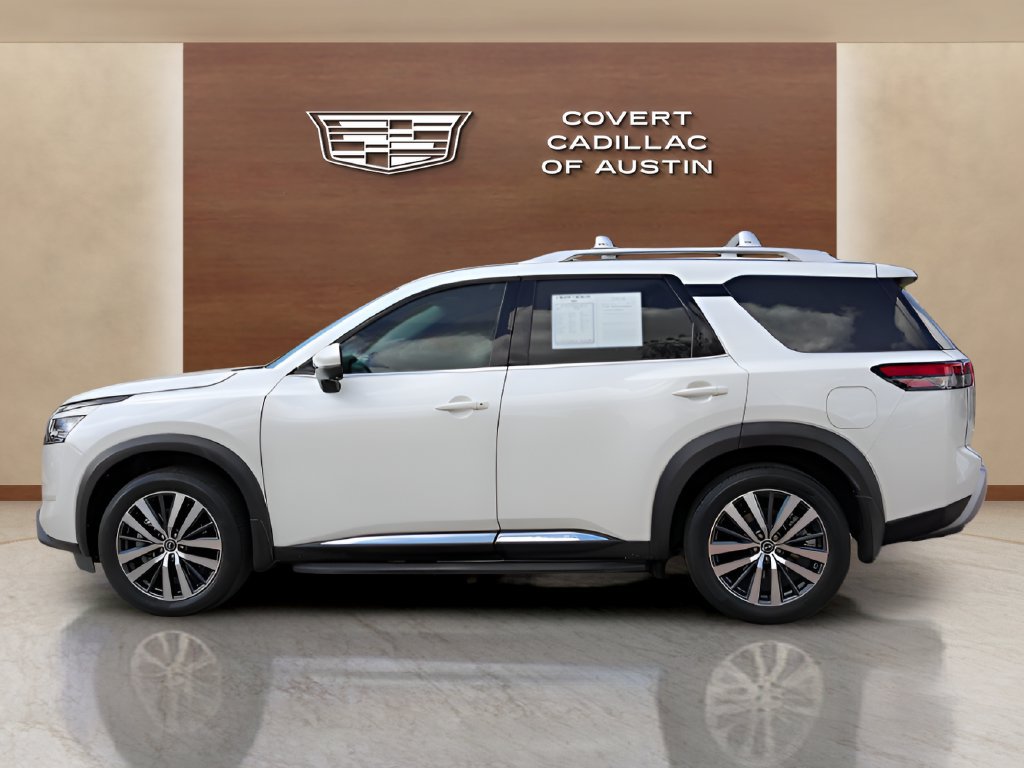 Used 2022 Nissan Pathfinder Platinum w/ Lighting Package (N93) FWD image 2