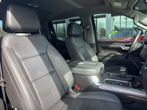 Used 2022 Chevrolet Silverado 1500 LTZ w/ Z71 Off-Road Package image 22