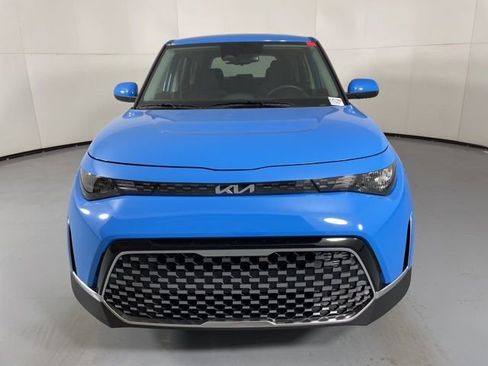 New 2025 Kia Soul EX image 3