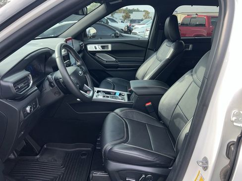 Used 2020 Ford Explorer ST w/ ST Street Pack image 14